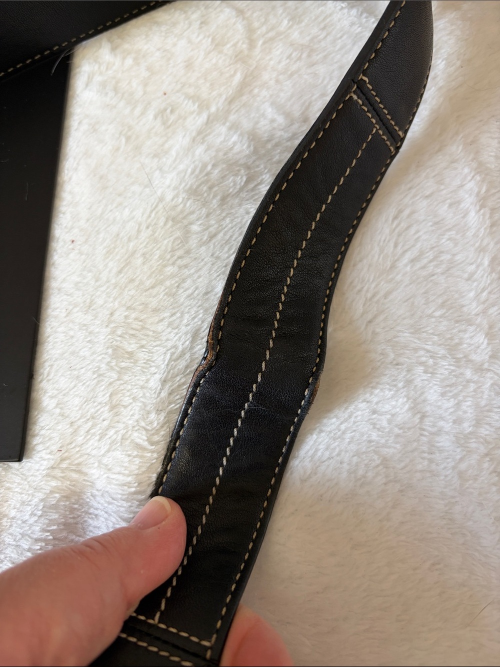 Coach Classic Black Leather Crossbody Shoulder Bag - Picture 14 of 16